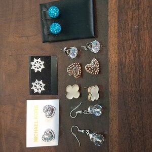 NEW! 7 piece  Silver/ Gold Tone Jewellery Set 3982